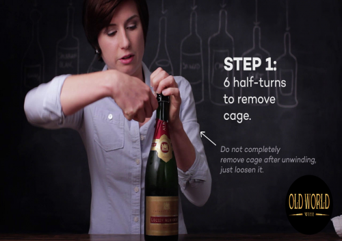 Cách mở Champagne an toàn